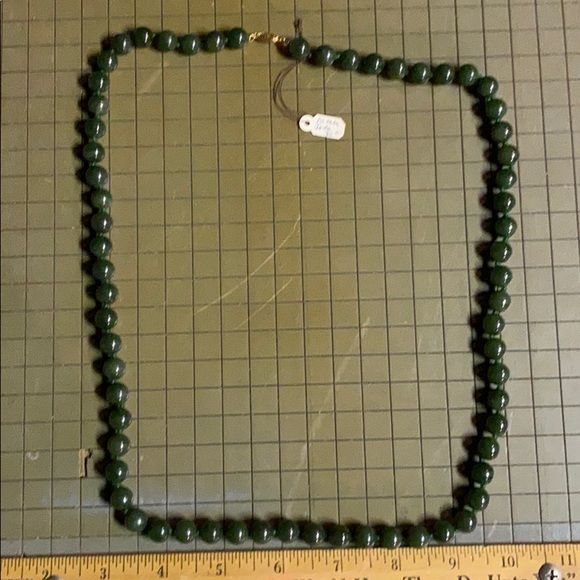 Vintage 30” 10mm green jade necklace - Picture 1 of 3